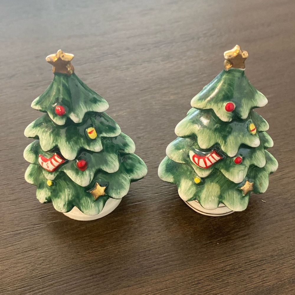 3.5” Vintage Christmas Tree Salt and Pepper Shakers with Crazing Marked 054/96N